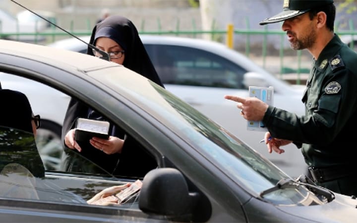 اعتراض به جریمه‌ بد حجابی در خودرو